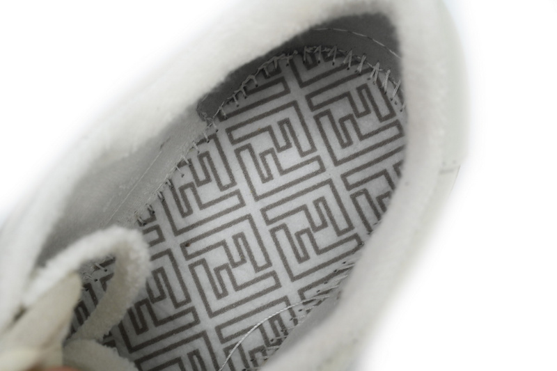 Fendi Match Grey White