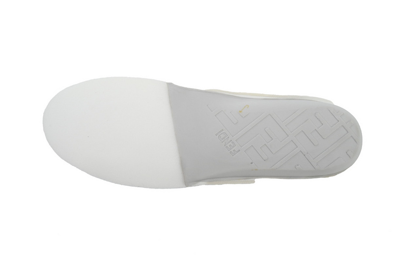 Fendi Match Grey White