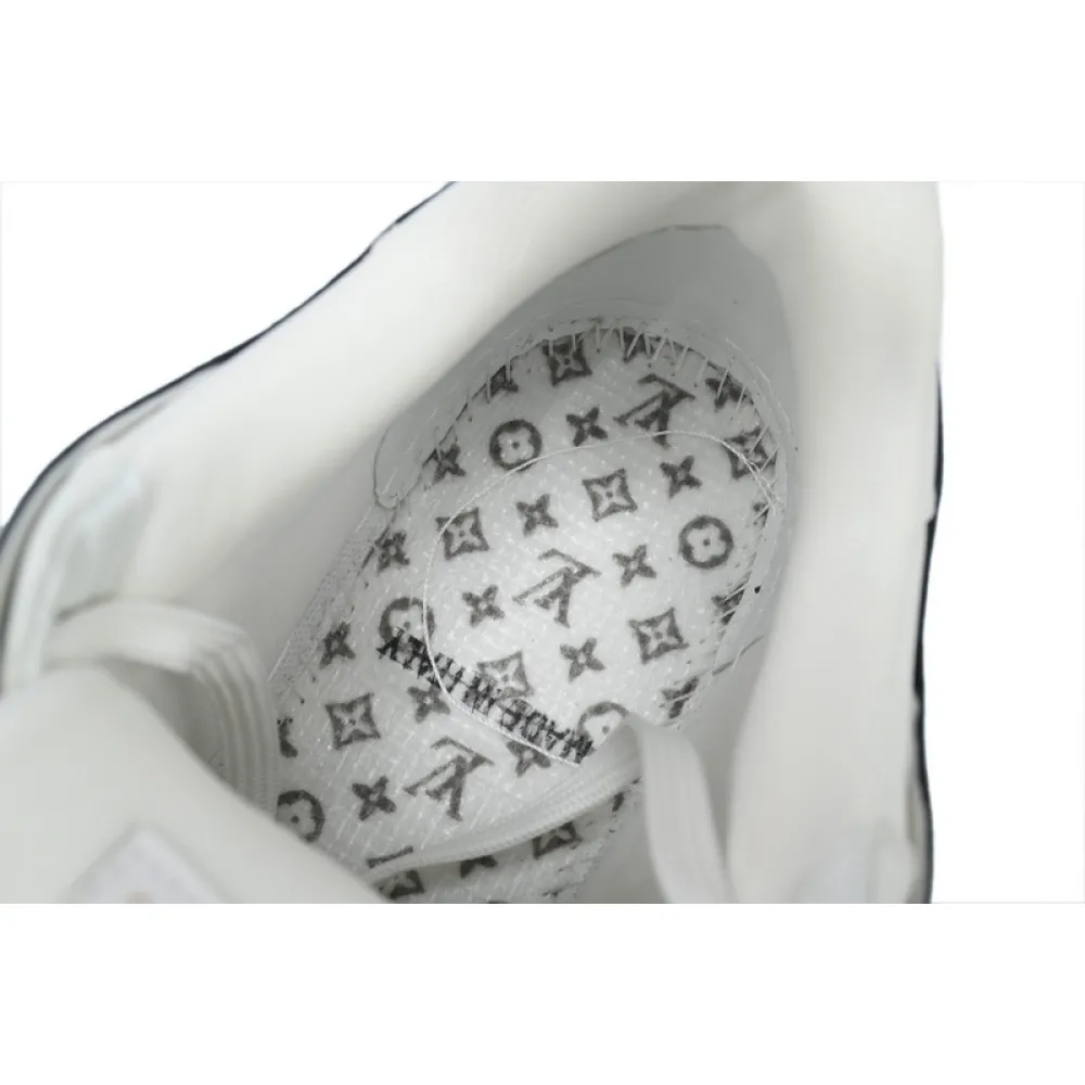 Louis Vuitton Trainer Black and White