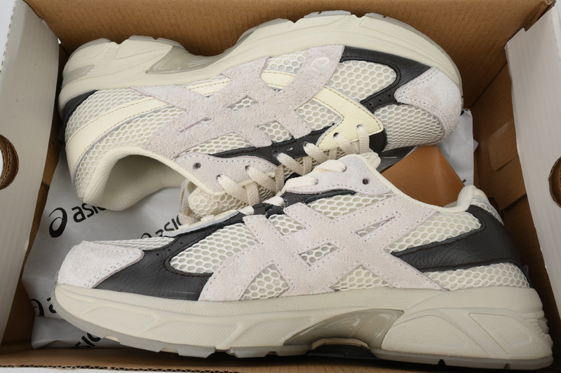  HAL STUDIOS x Gel 1130 'Glacier'