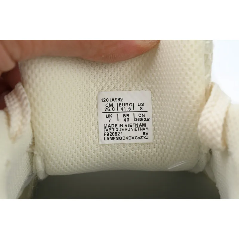  HAL STUDIOS x Gel 1130 'Glacier'