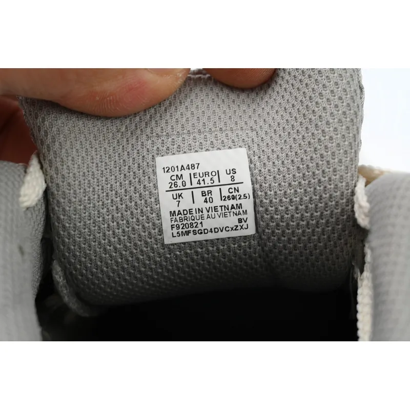 HAL STUDIOS x Gel 1130 'Earth