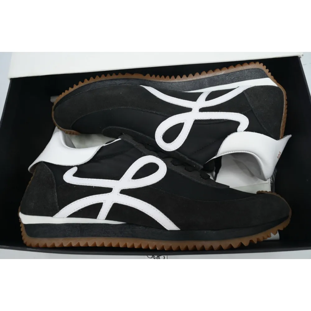 LOEWE Flow Runner Black and White