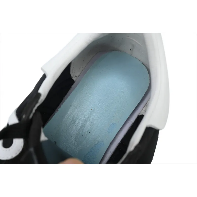 LOEWE Flow Runner Black and White
