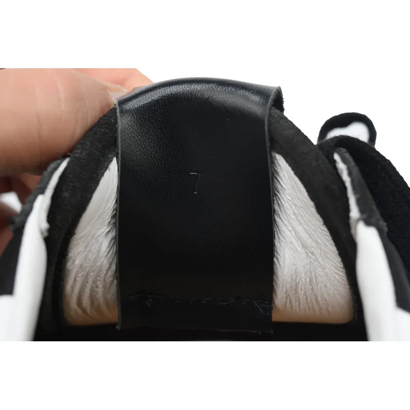 LOEWE Flow Runner Black and White