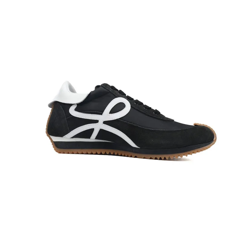 LOEWE Flow Runner Black and White