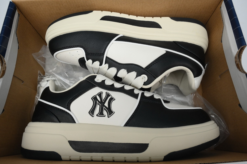 Giày MLB Chunky Liner Basic New York Yankees Sneaker 