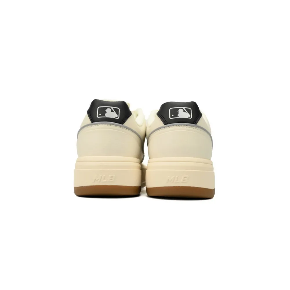 Giày MLB Chunky Liner Low New York Yankees 'Ivory'