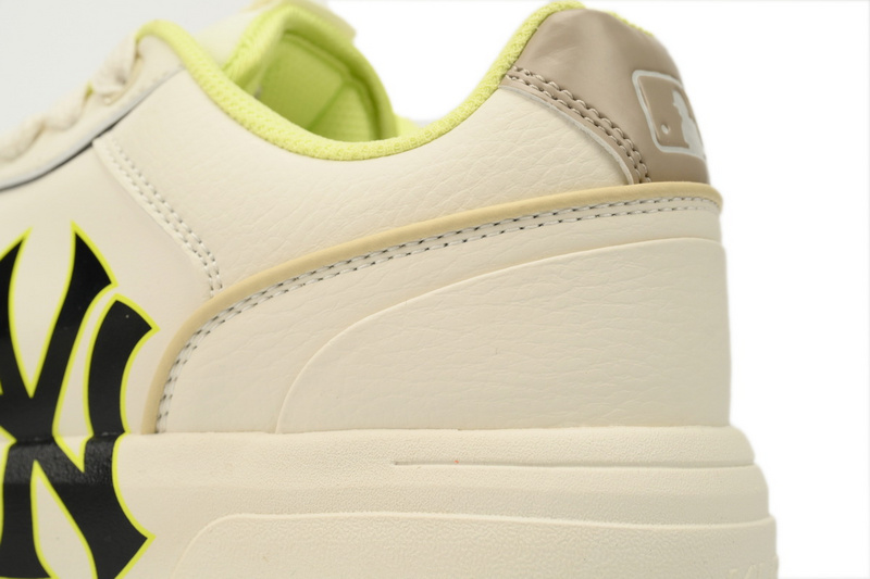 Giày MLB Chunky Liner New York Yankees 'Beige'