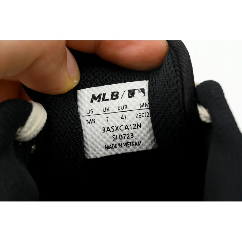 Giày MLB Chunky Liner White Black