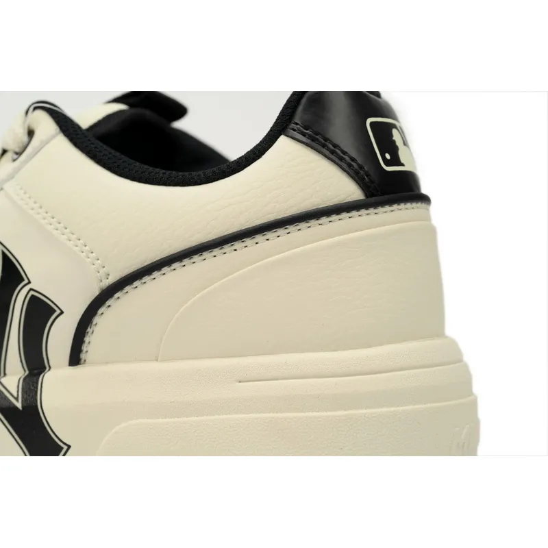 Giày MLB Chunky Liner White Black