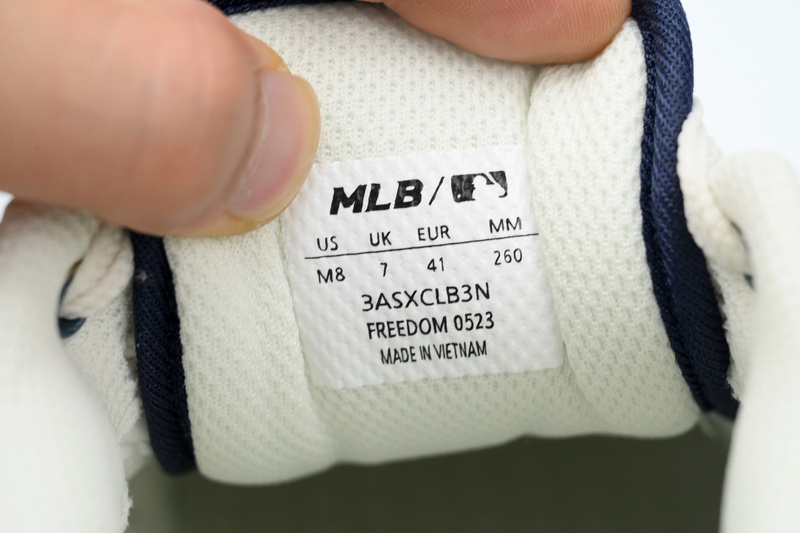 MLB Chunky Liner Basic 'Cleveland Indians Red'