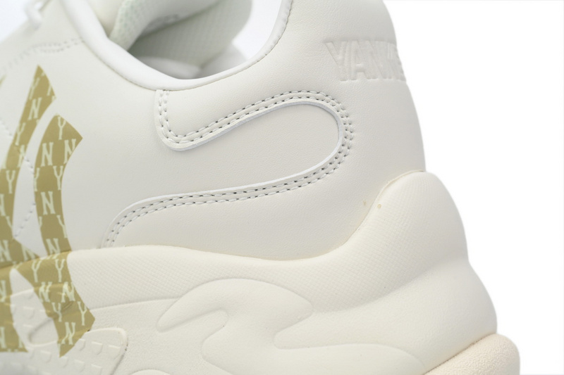 Giày MLB Chunky Liner Yankees Monogram