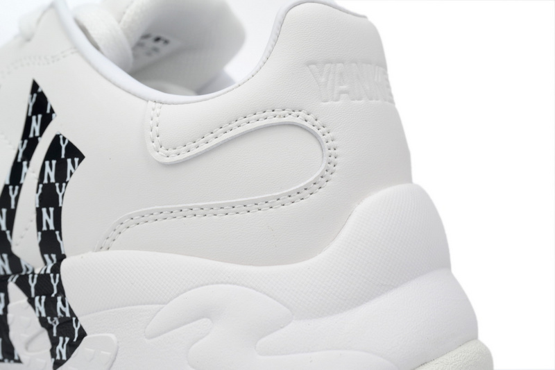 Giày MLB Chunky Liner Yankees Monogram 'White