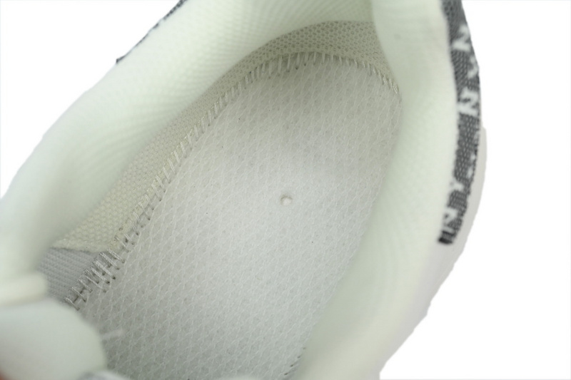 Giày MLB Chunky Window Monogram New York Yankees Black