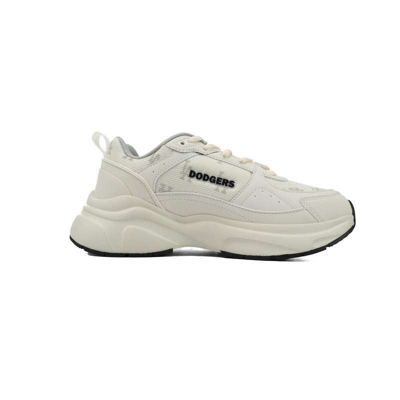 MLB Fast Ball Classic Monogram New York Yankees Sneakers W02