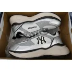MLB Fast Ball Classic Monogram New York Yankees Sneakers W04