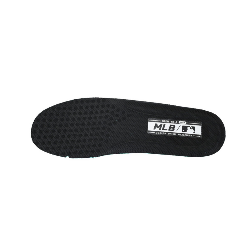 MLB Fast Ball Classic Monogram New York Yankees Sneakers W03