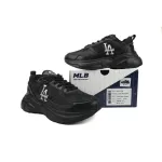 MLB Fast Ball Classic Monogram New York Yankees Sneakers W03