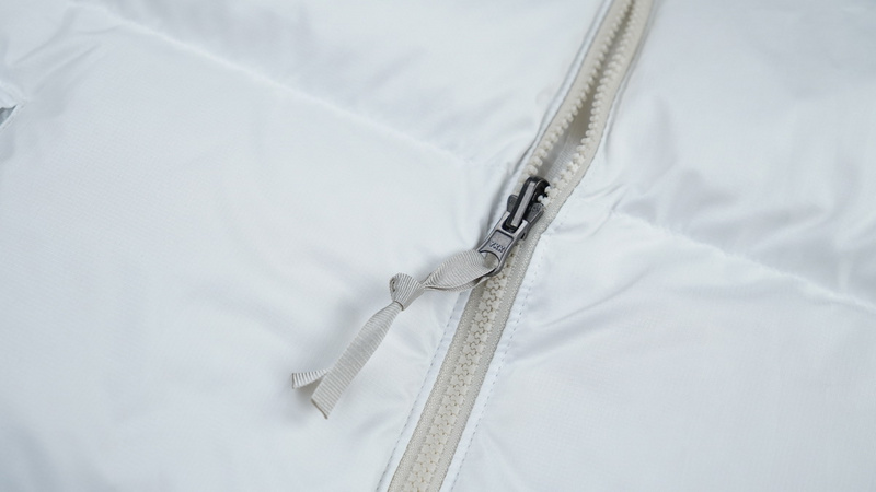 TheNorthFace Splicing White And Double Pinyin White