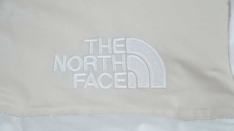 TheNorthFace Splicing White And Double Pinyin White