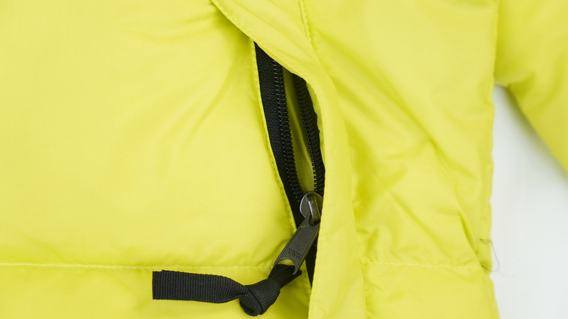 TheNorthFace Splicing White And Red Apple Green