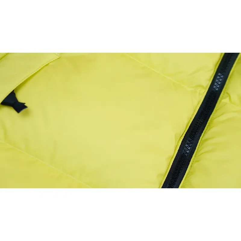 TheNorthFace Splicing White And Red Apple Green