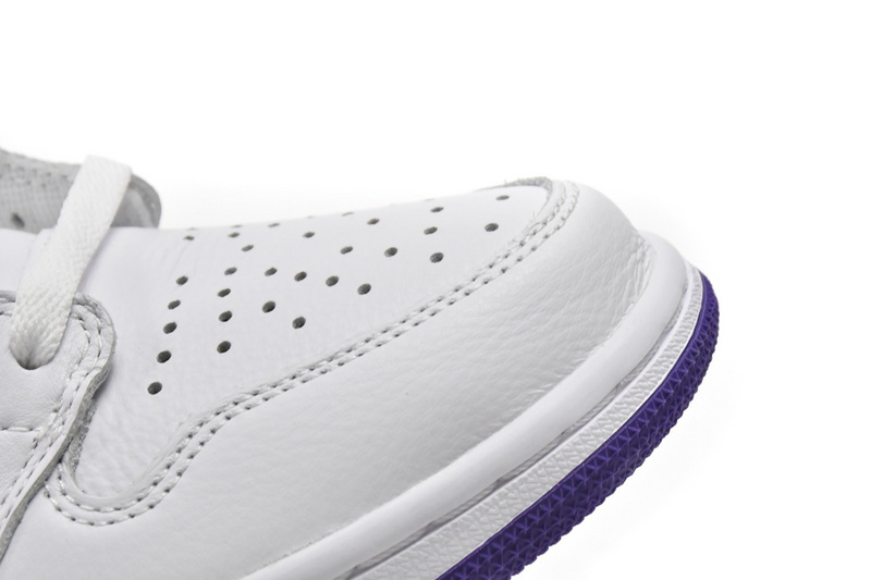 Air Jordan 1 Court Purple
