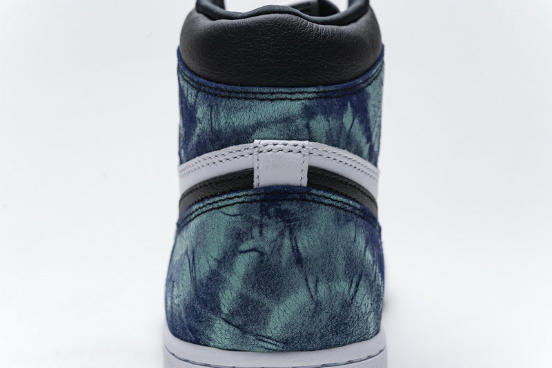 Air Jordan 1“Tie-Dye”