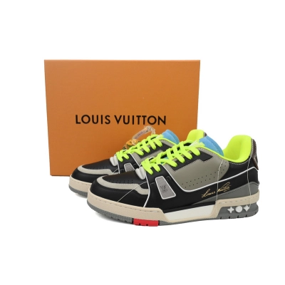 Louis Vuitton Trainer Green (Show) 02