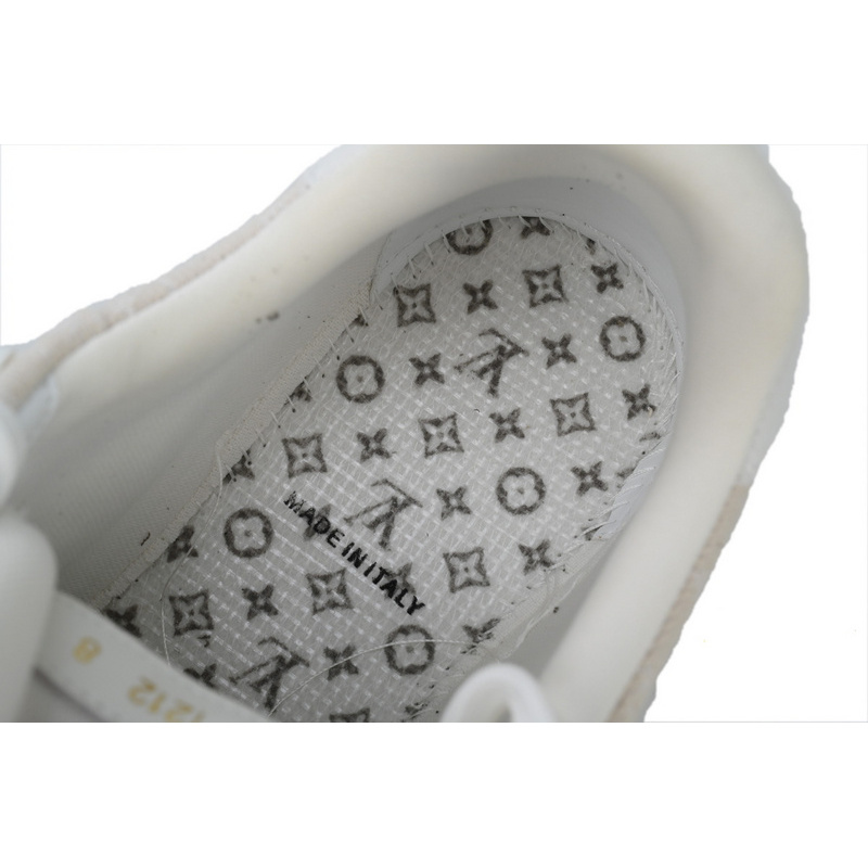 Louis Vuitton Trainer Beige 