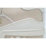 Louis Vuitton Trainer Beige 