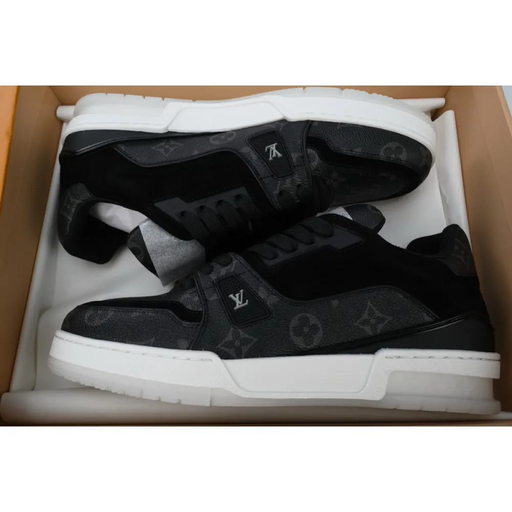 Louis Vuitton Trainer Triple Black