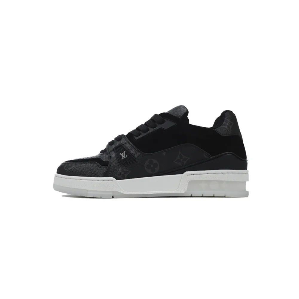 Louis Vuitton Trainer Triple Black