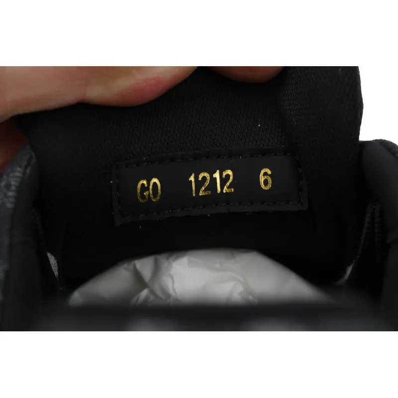 Louis Vuitton Trainer Black