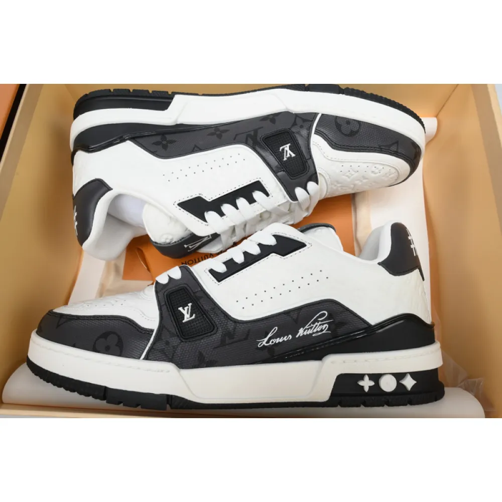 Louis Vuitton Trainer Black White