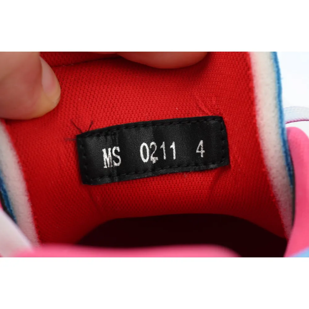 Louis Vuitton Trainer Pink (Show)