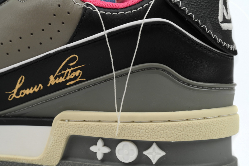 Louis Vuitton Trainer Pink (Show)