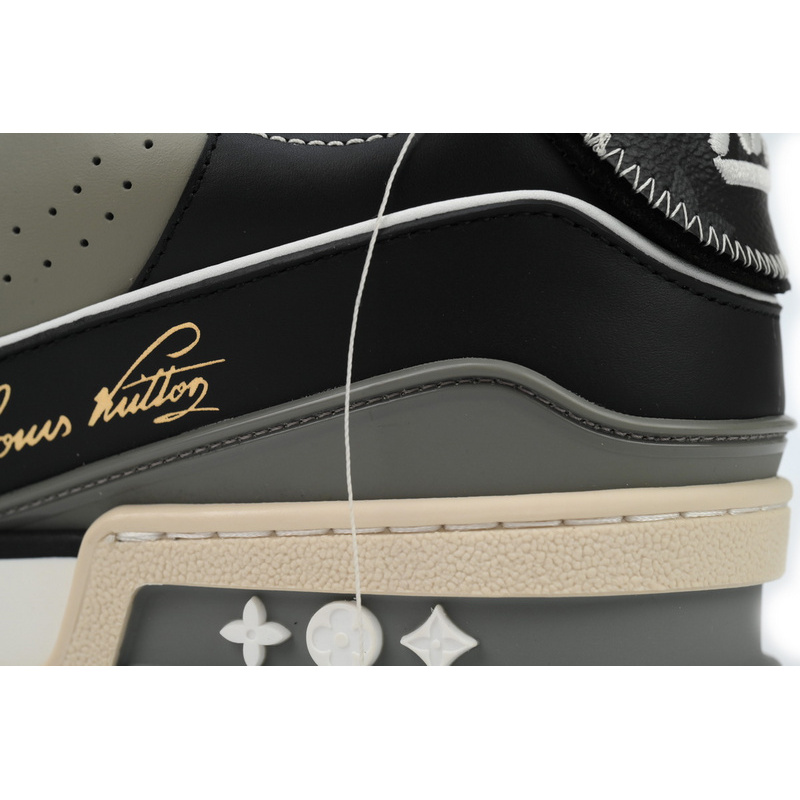 Louis Vuitton Trainer Red (Show)