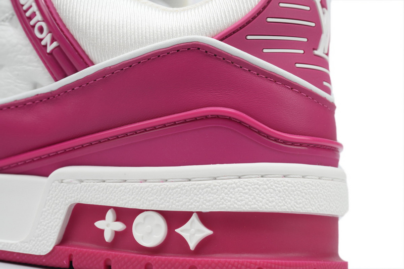Louis Vuitton Trainer Rose Red