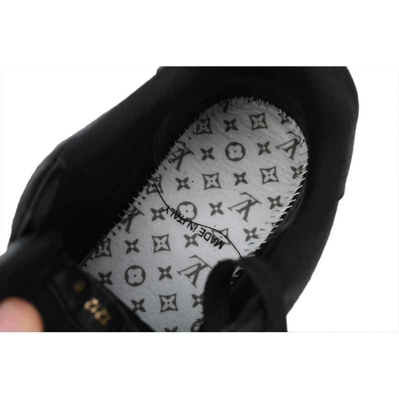 Yayoi Kusama x Louis Vuitton Trainer Black