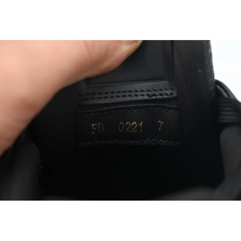 Louis Vuitton Trainer Black 