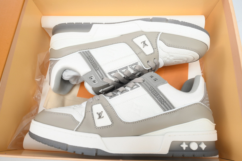 Louis Vuitton Trainer Grey White 