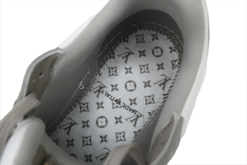 Louis Vuitton Trainer Grey White 