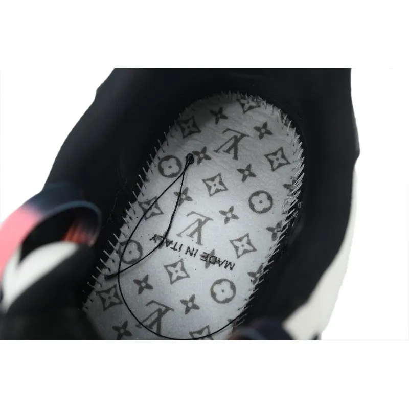 Louis Vuitton Trainer White