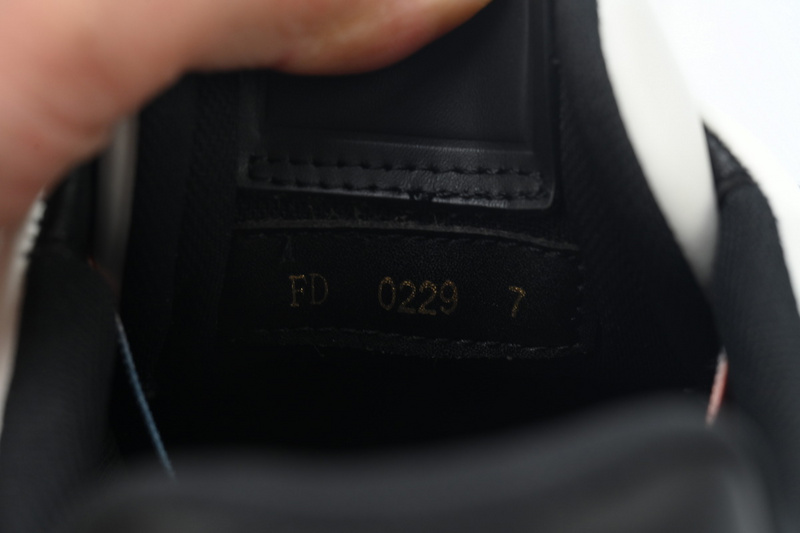 Louis Vuitton Trainer White