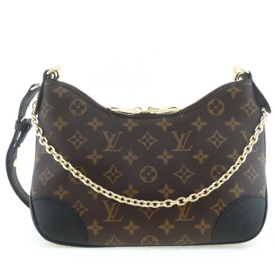 LOUIS VUITTON Chian Bag Black 01