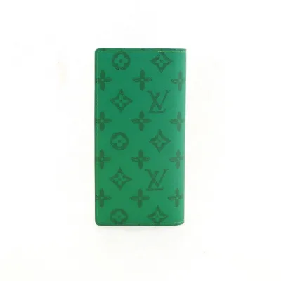 LOUIS VUITTON Brazza Wallet 02