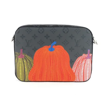 LOUIS VUITTON x Yayoi Kusama Pochette Metis 02
