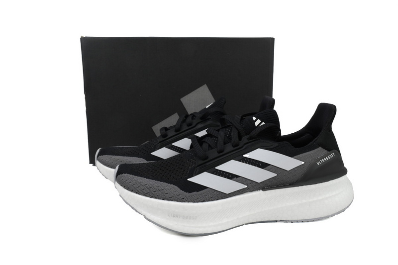 Adidas Ultraboost 5X 'Black White Carbon'